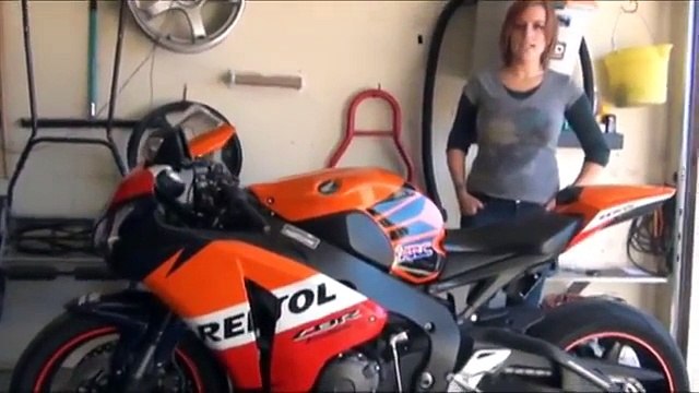 2008-11 Honda CBR1000rr Fireblade Repsol Review by Kimi