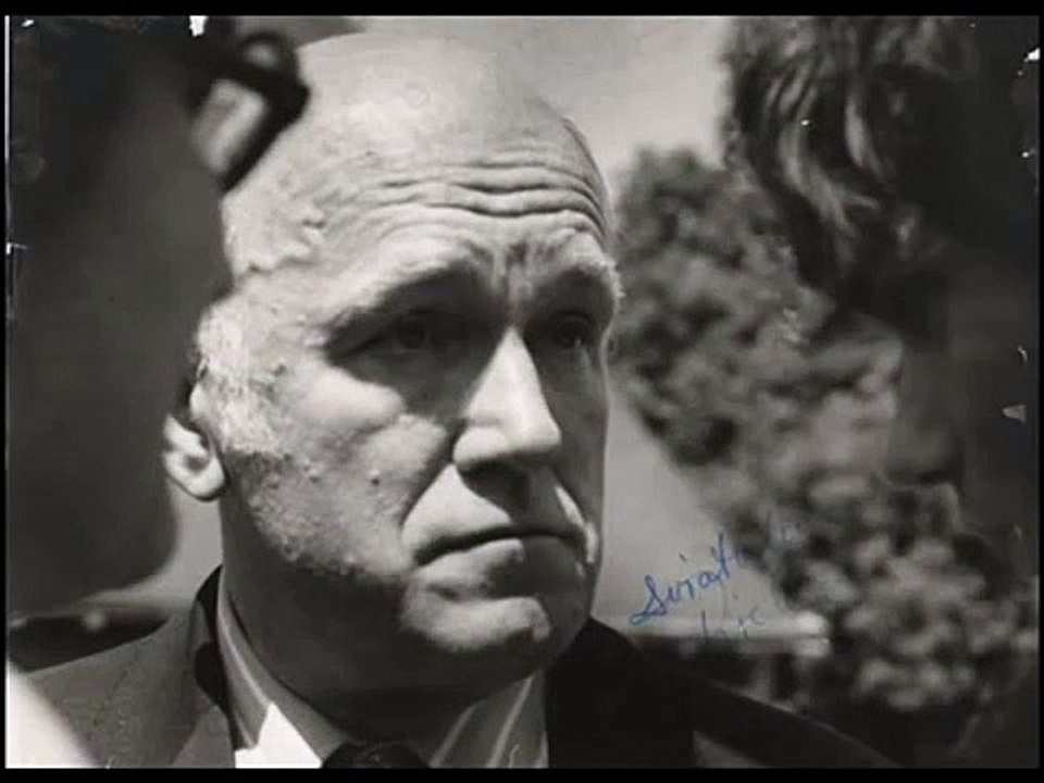 Richter plays Bach French Suite No.4 (I)