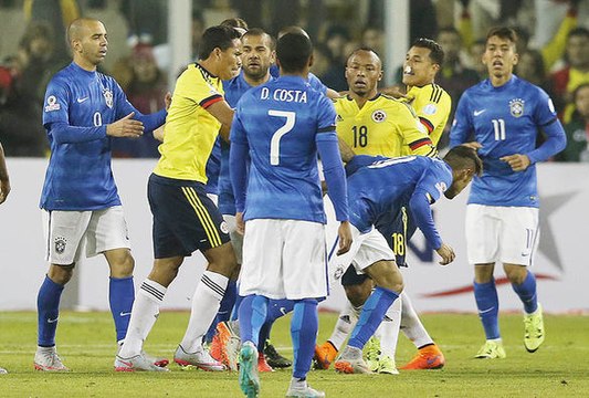 Relembre a confusão envolvendo Neymar e os jogadores da Colômbia