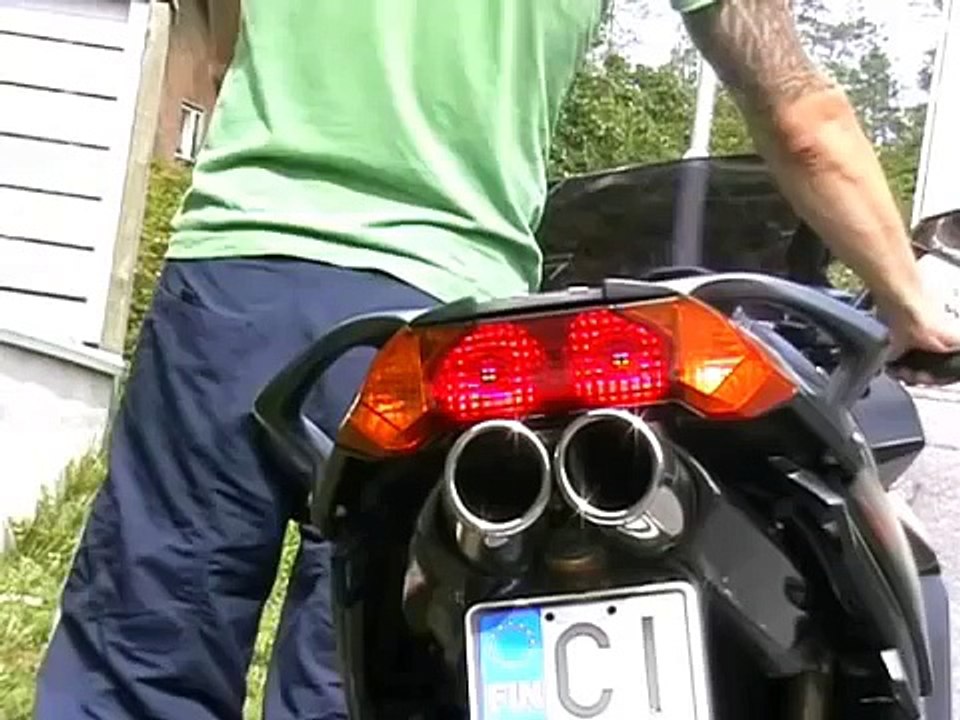 Aprilia RST 1000 Futura with Mototechno slip-ons