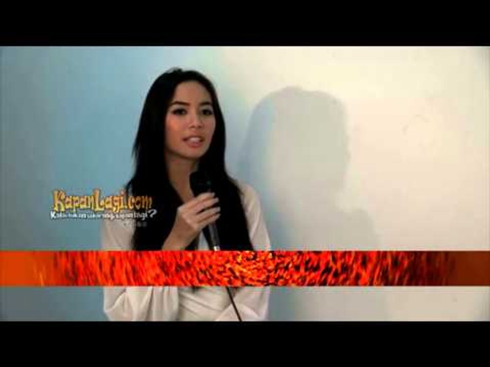Elvira Devinamira Ngefans Dengan Marsha Timothy dan Vino