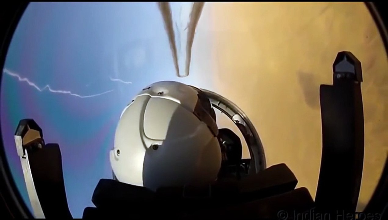 WATCH NEW Sukhoi SU-30 IN ACTION 2015 HD