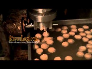 Intip Yuk Pembuatan Bakso Marcell Darwin di Pabriknya