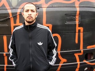 Akil Ammar - Es Amor