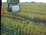緑のトラクター