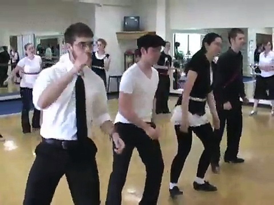 Everybody Dance Now - Group Tap Dance