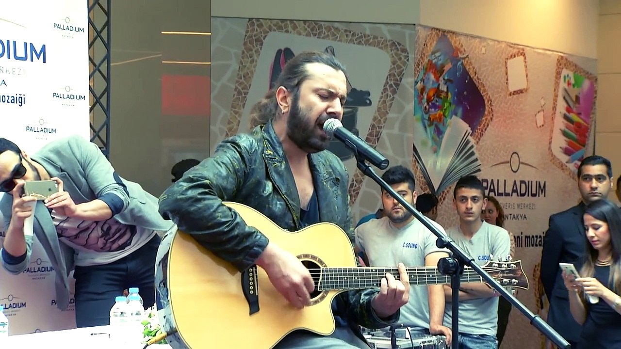 HALİL SEZAİ PALLADİUM KONSER