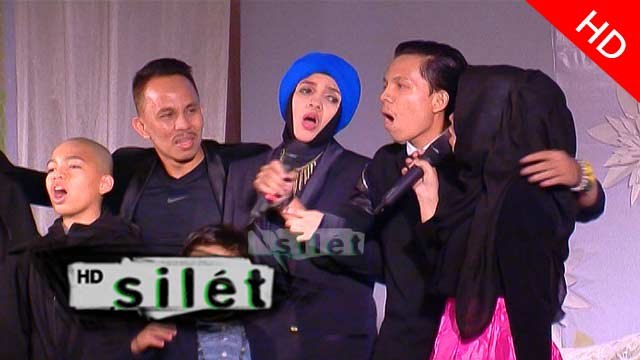Keluarga Gen Halilintar Menyanyikan Lagu One Big Family - Silet 18 Juni 2015