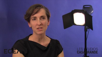 Shooting photo portrait avec une conseillère en image