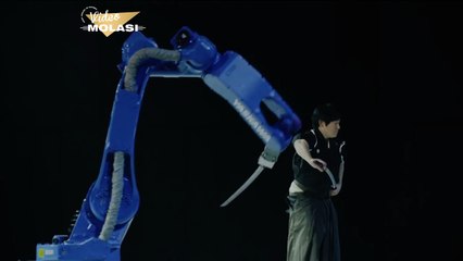 JAPON ROBOT FİRMASI 100.YILI İÇİN KILIÇ USTASINA YAPTIKLARI ROBOTLA MEYDAN OKUYOR