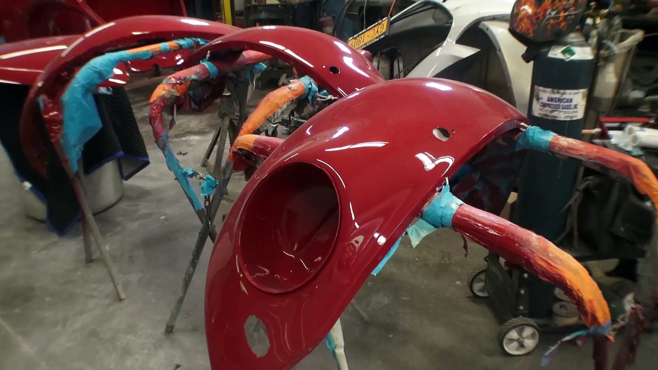 Classic VW BuGs '65 Body Off Build A BuG How to Paint your Beetle
