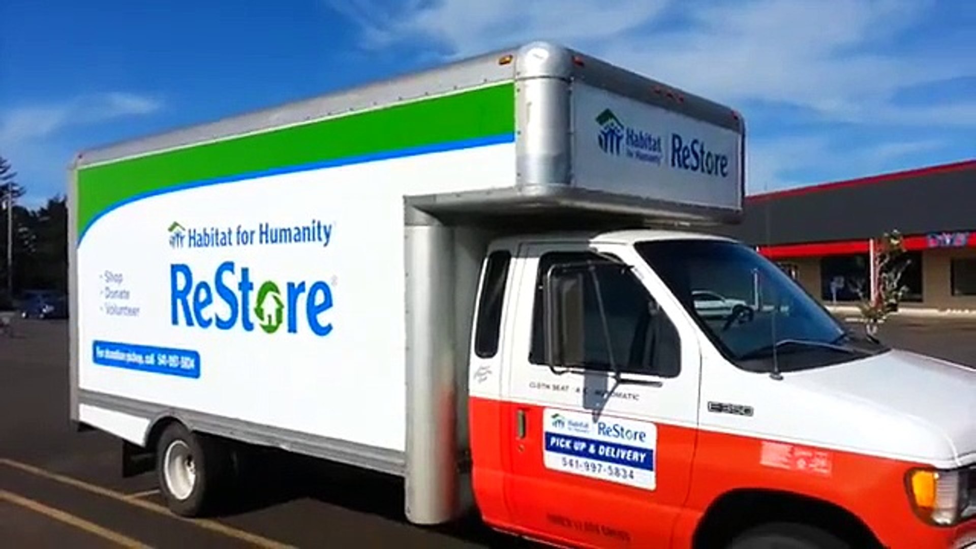 U Haul Box Truck Converted As A Stealth Rv Camper Video Dailymotion