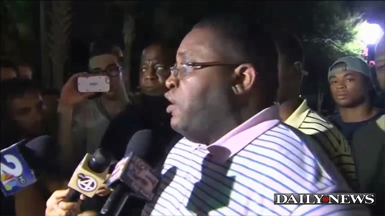 Cops seek white gunman in South Carolina church massacre