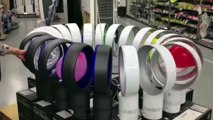 Great endless balloons tricks with Dyson Fans in circle!