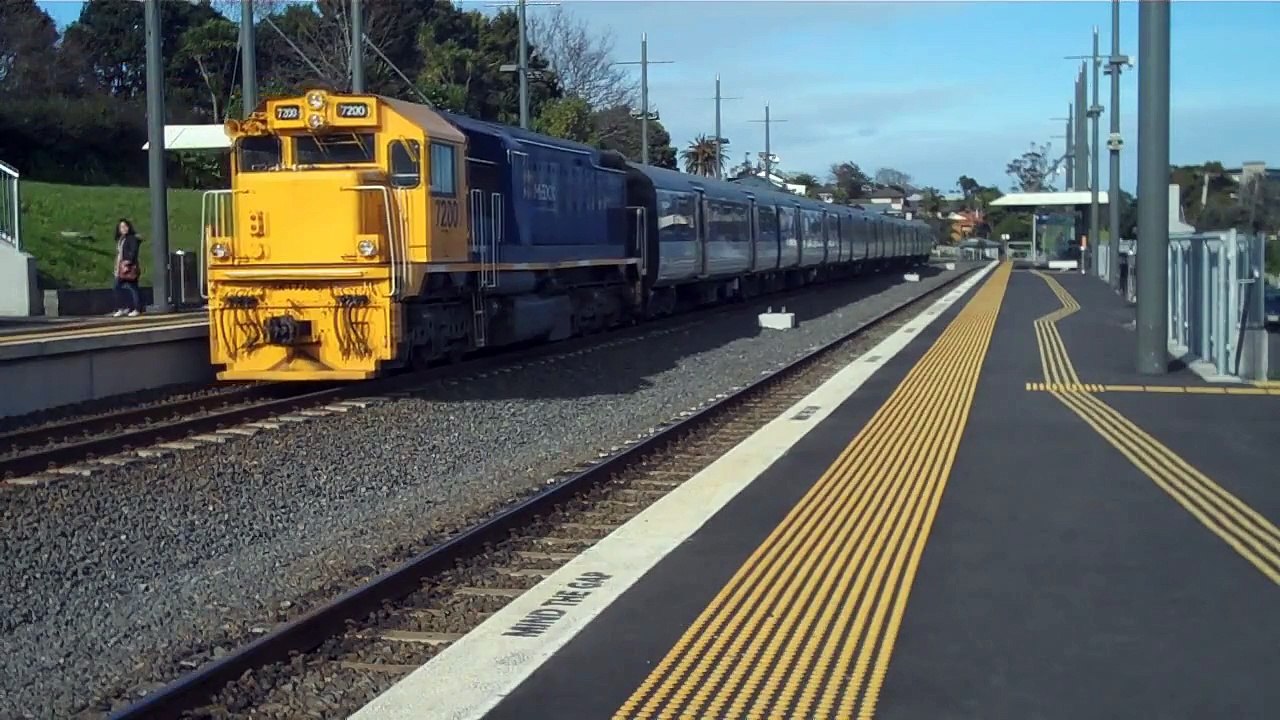 Longer SA trains