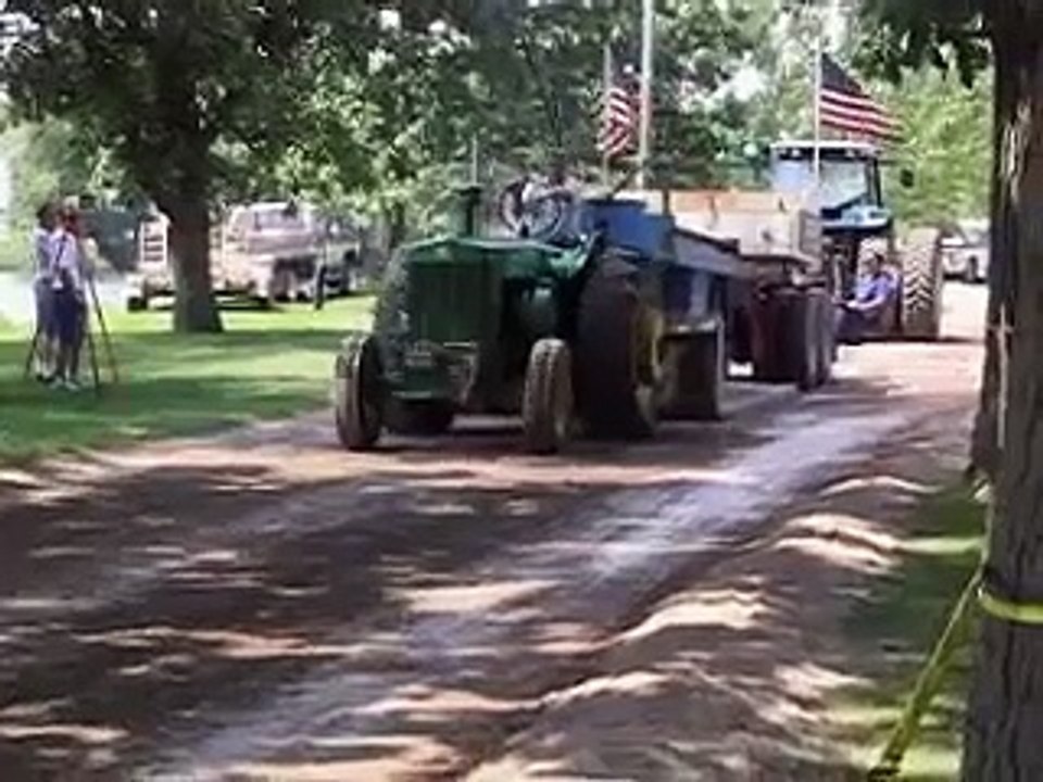 John Deere - Tractor Pull - R