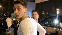 Arsenal's Mesut Ozil -- I'm Huge In Hollywood ... Just Ask These Blondes!
