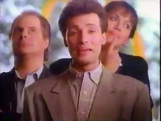 Pub Québec - McDonald's "Le Menu Chanté"