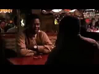 Bad Santa - Un santa no tan santo (audio latino) - Escena graciosa 2