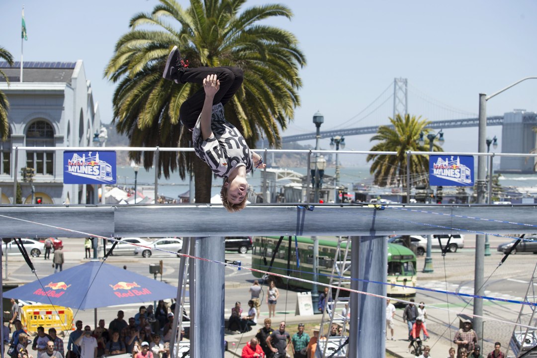 A Slackliner's Perspective | Red Bull Baylines 2015