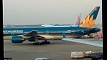 [New livery] Vietnam Airlines Boeing 777-200ER