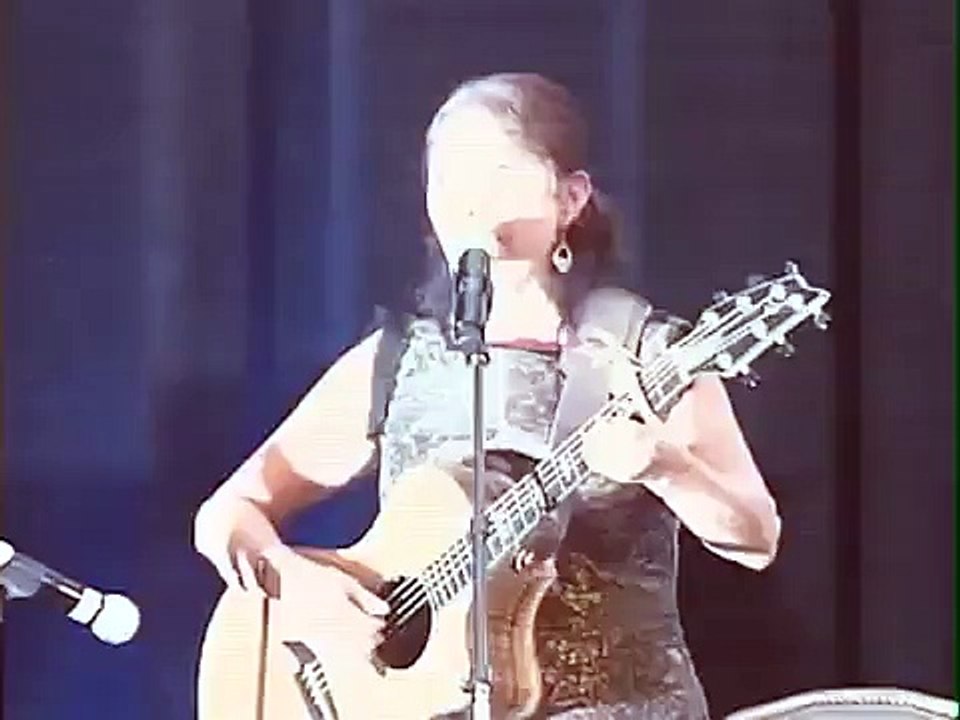 Shuly Natan singing "Jerusalem of Gold" at JNF's National Conference