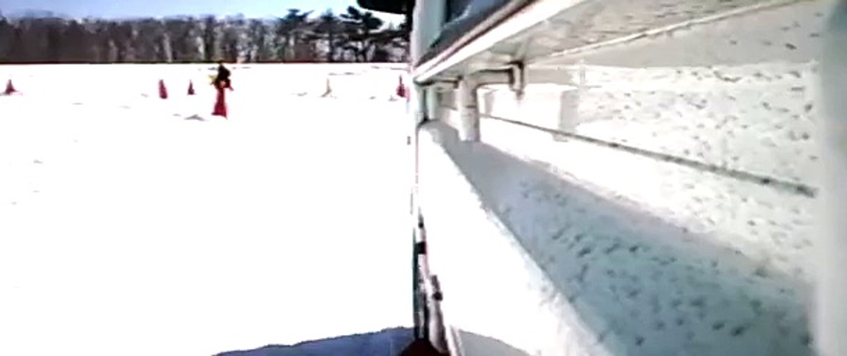 Mini Truck on ice. Subaru SAMBER  スバル　サンバーで氷上ドライブ