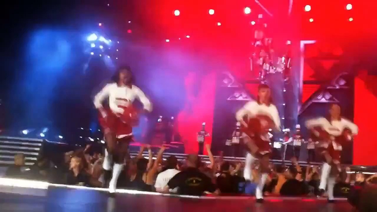 Madonna - Give Me All Your Luvin - Live in Barcelona HD - The MDNA Tour Fan Edition