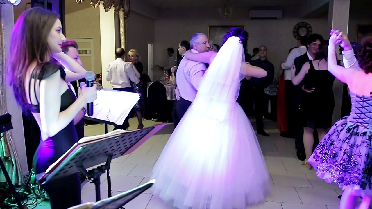 Formatii Nunta Iasi Next Level Band Colaj Muzica Usoara  Live la Nunta