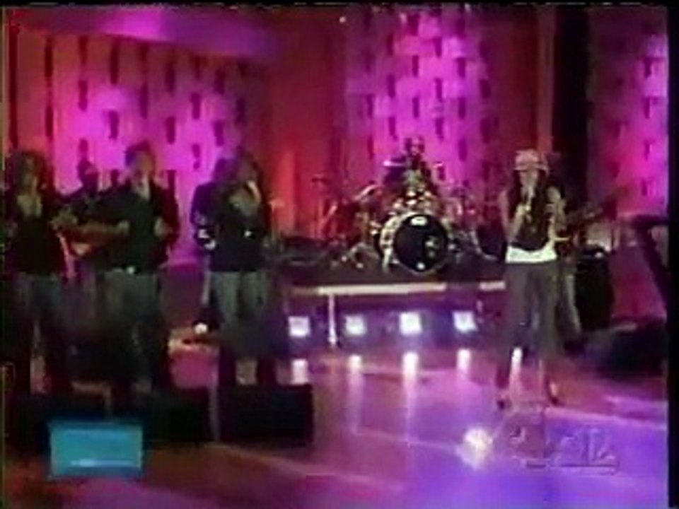 LeToya Live On The Ellen Show With "Torn"