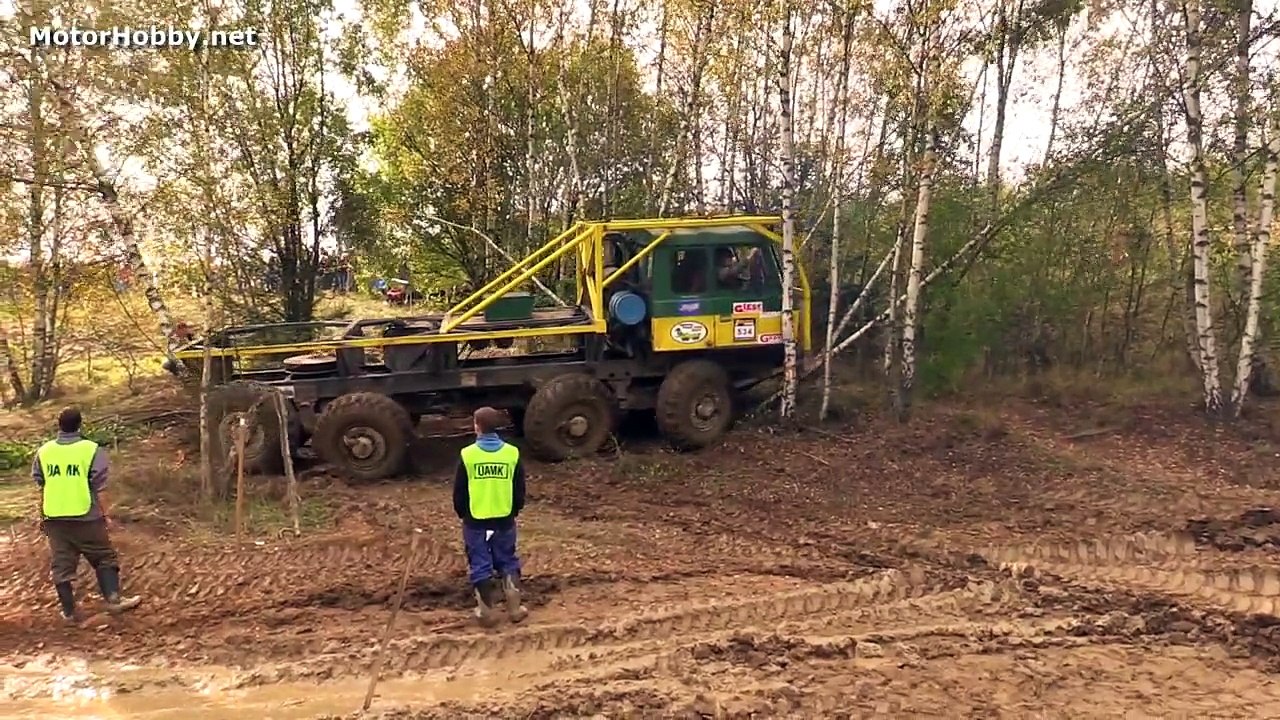 Extrem offroad Truck Tatra 8x8  - demolition of trees