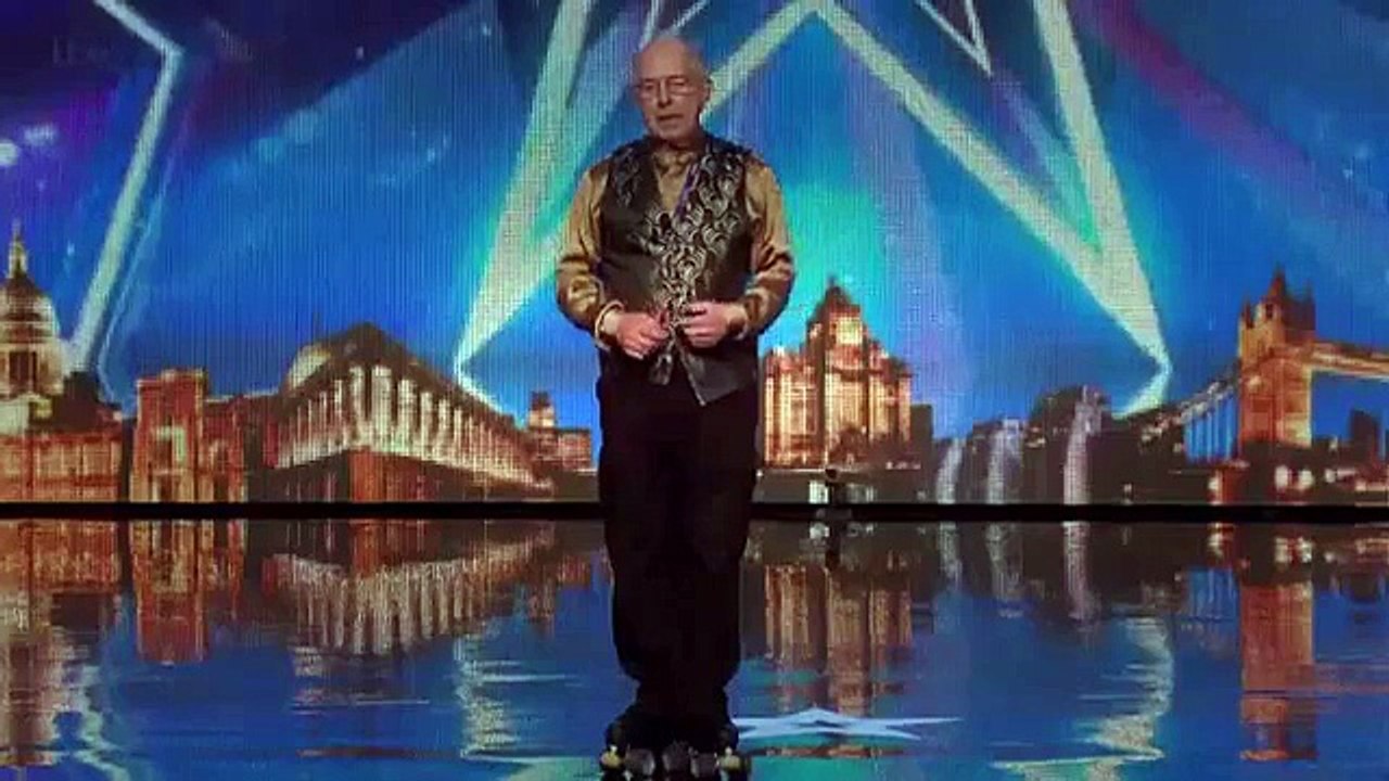 Britain's Got Talent 2015 S09E02 Jeffrey Drayton's Hilarious Comedy Puppet Magic Act