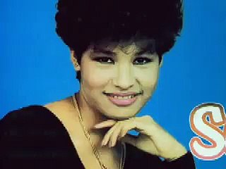 Selena - Dame Un Beso