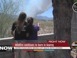 Wildfire continues to burn in Kearny, AZ