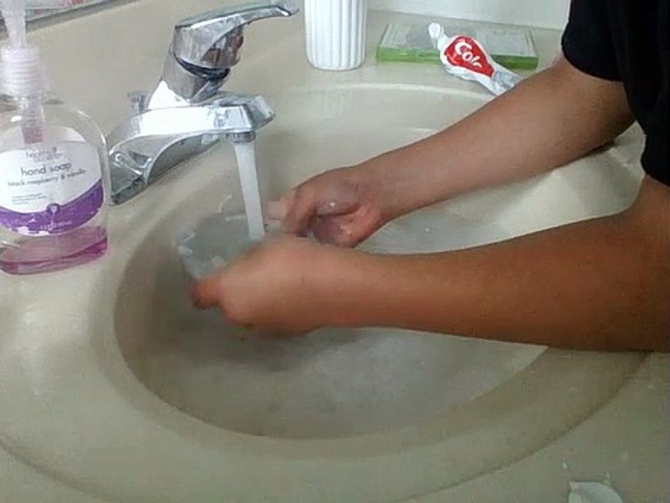 How to fix a broken game disc (toothpaste trick)