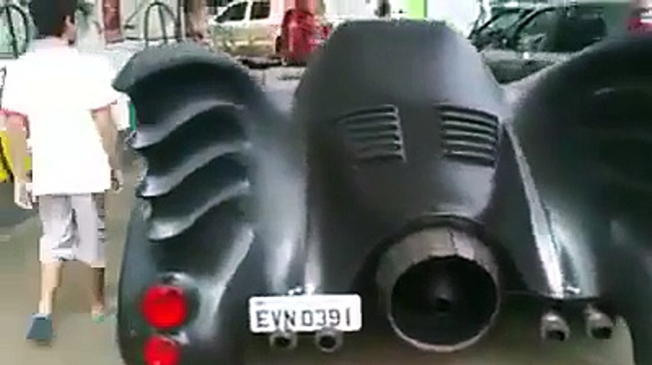 یہ کار ہے یا کوئی بلا