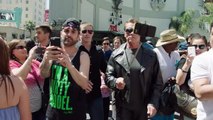 Arnold-Schwarzenegger piège ses fans