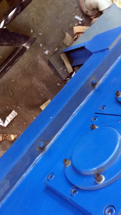 ENERPAT Shredder Shredding Car Bumpers