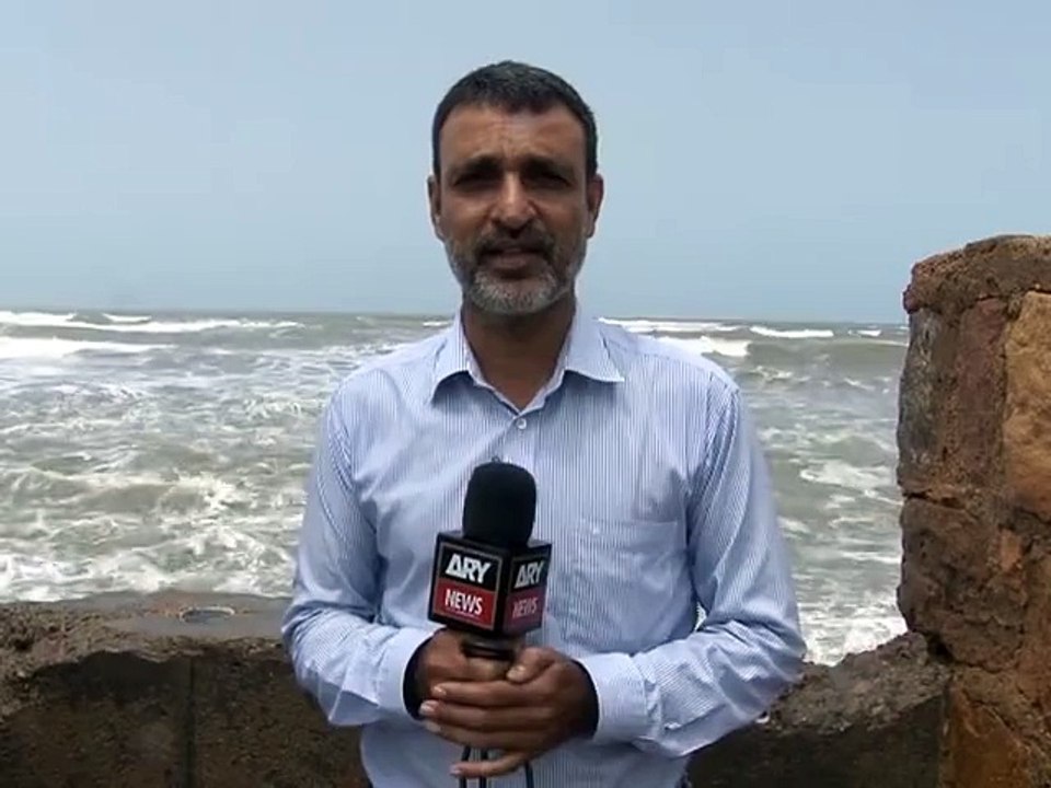 It's Not Easy To Be A Reporter - MUST WATCH