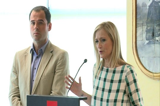 Cifuentes y Aguado sellan su acuerdo en Madrid