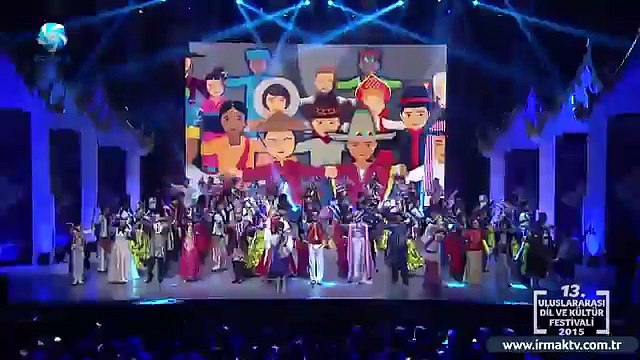 9 Fethullah Gülen Barış Manço 13.Türkçe Olimpiyatı Şarkı finali 2015 Tayland