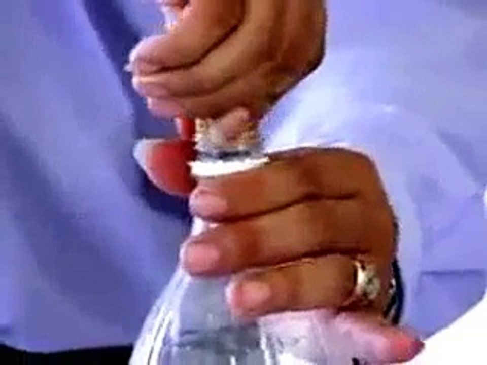 Making a Simple Water Rocket (Newton's Third law) |  physics experiments for high school,