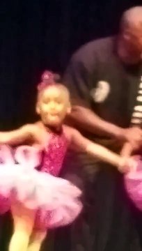 Pop pops dancing baby