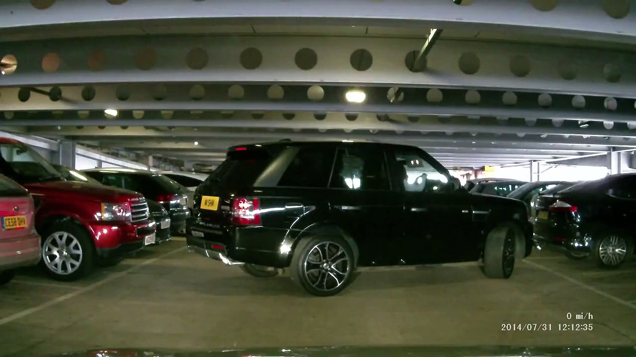 Range Rover Parking Problems