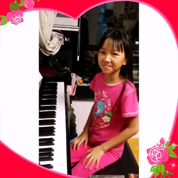 Nightgale and the Cuckoo song on the piano