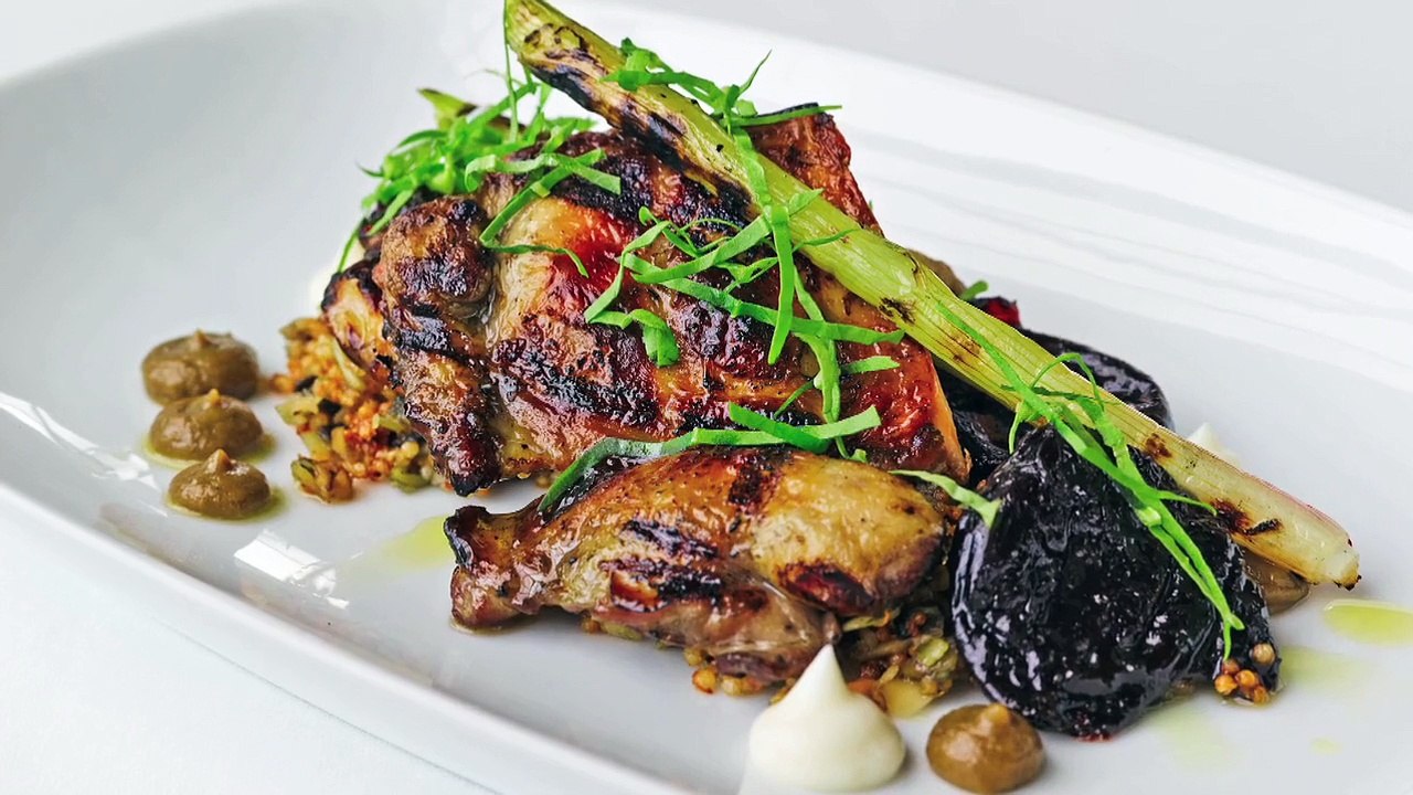 HOT CHEF- SALT GRILL & SKY BAR
