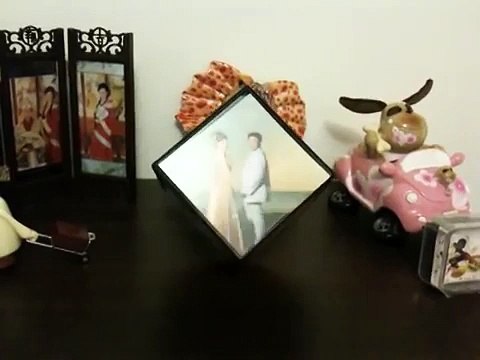 Rotating Photo Cube