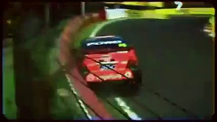 Highlights - sky city triple crown hidden valley v8 supercars highlights - skycity - 2015 - v8 - race - full - race2 - darwin2015 - crash - 1m - race13