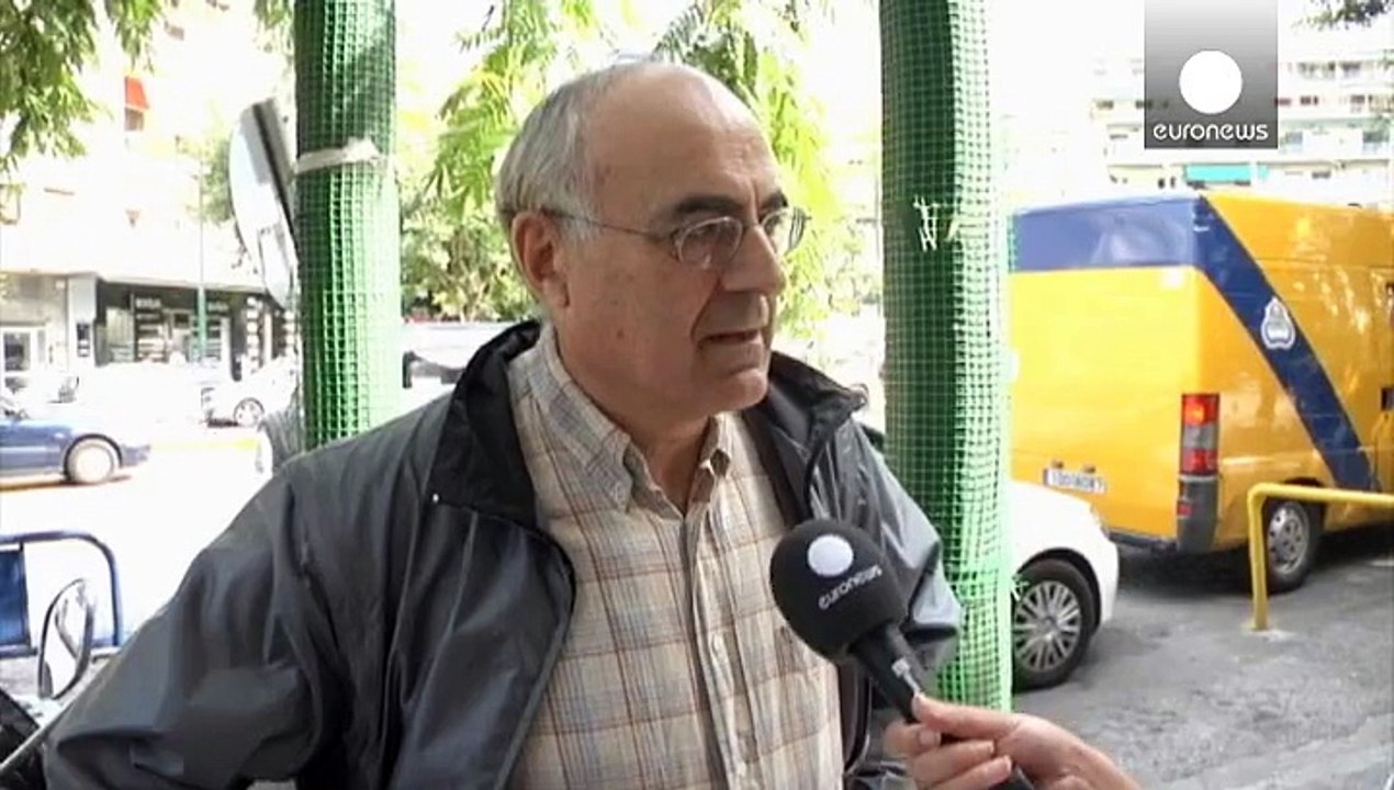 Sorge um Erspartes: Griechen heben massenhaft Bargeld ab