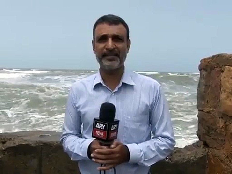 It's Not Easy To Be A Reporter - MUST WATCH